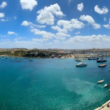 Penthouse -Centre Of Sliema - Best View In Malta Exterior foto